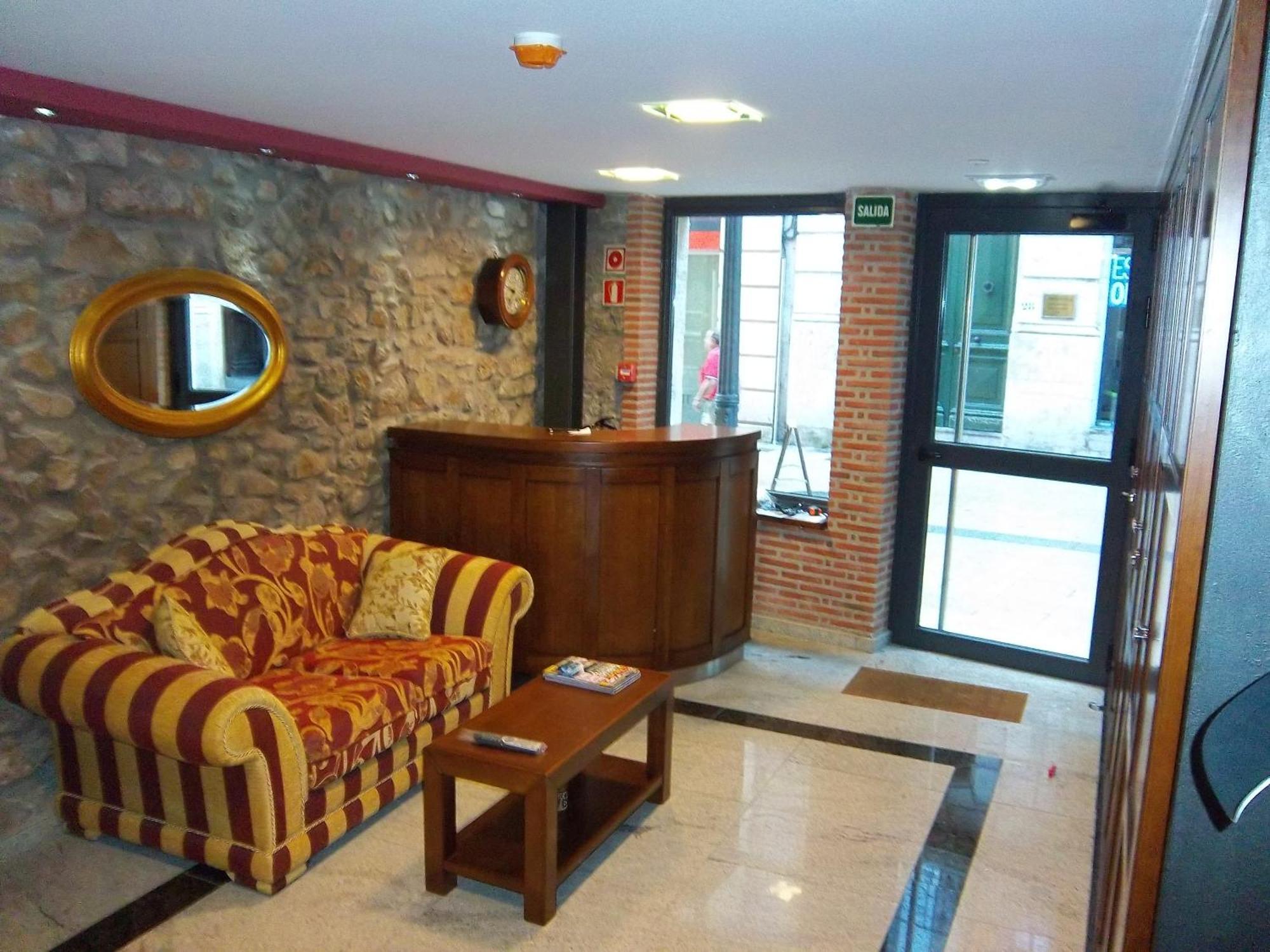 Apartamentos Entrepalacios Αβιλές Εξωτερικό φωτογραφία