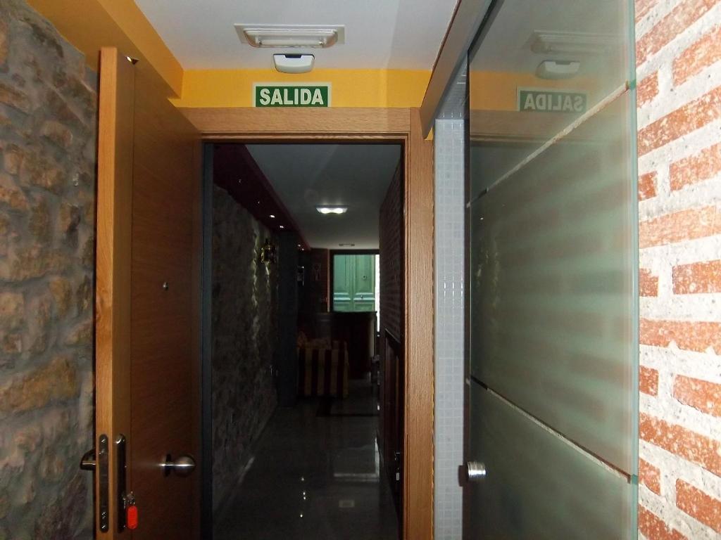 Apartamentos Entrepalacios Αβιλές Δωμάτιο φωτογραφία