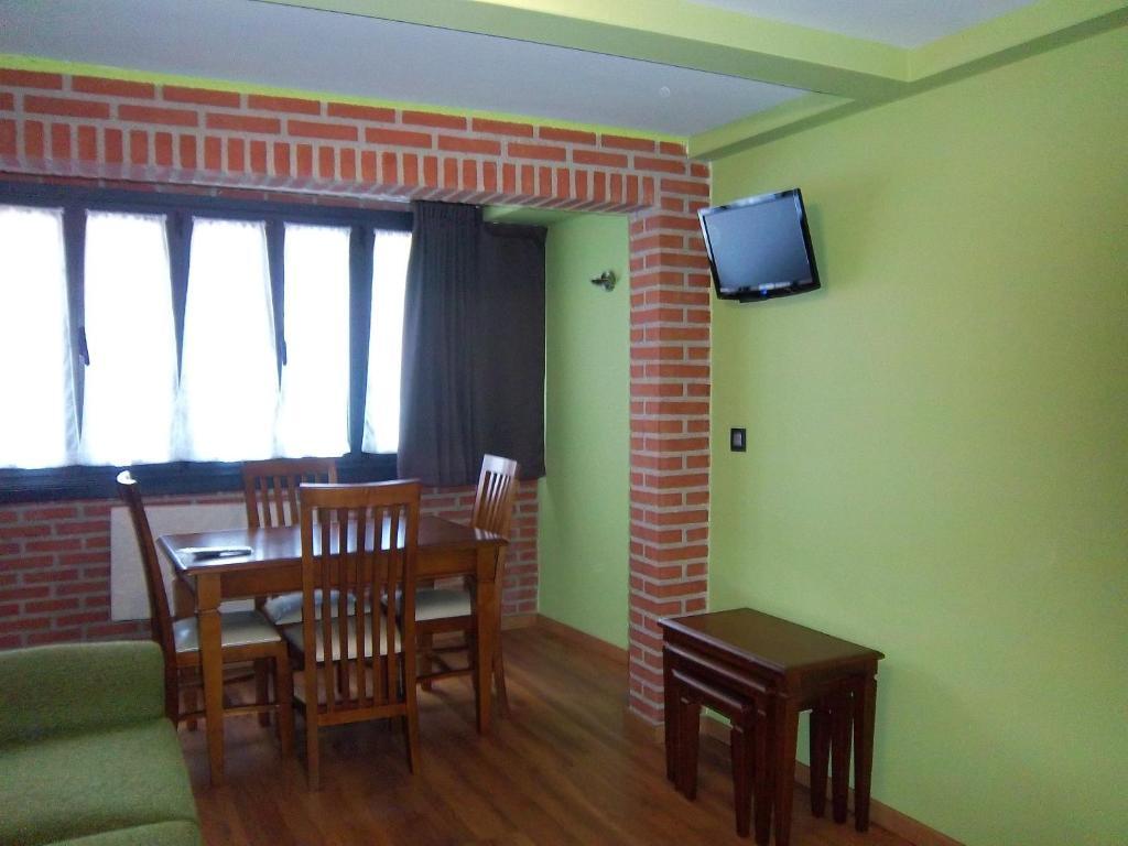 Apartamentos Entrepalacios Αβιλές Δωμάτιο φωτογραφία